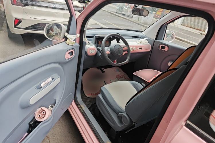 Used Bestune Pony 2025 222km Range Agile Horse Driver Seat