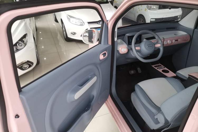 Used Bestune Pony 2025 222km Range Lingxi Horse Driver Seat