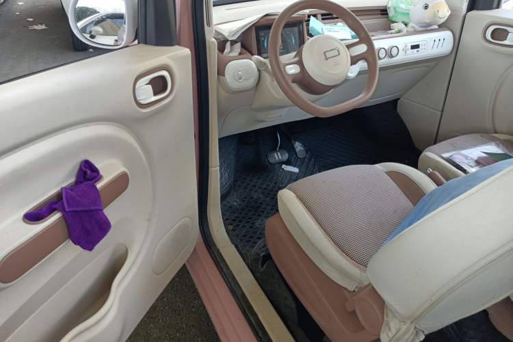 Used Bestune Pony 2025 222km Range Agile Horse Driver Seat