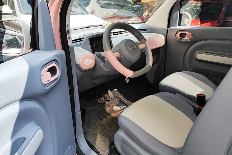 Used Bestune Pony 2025 222km Range Agile Horse Driver Seat