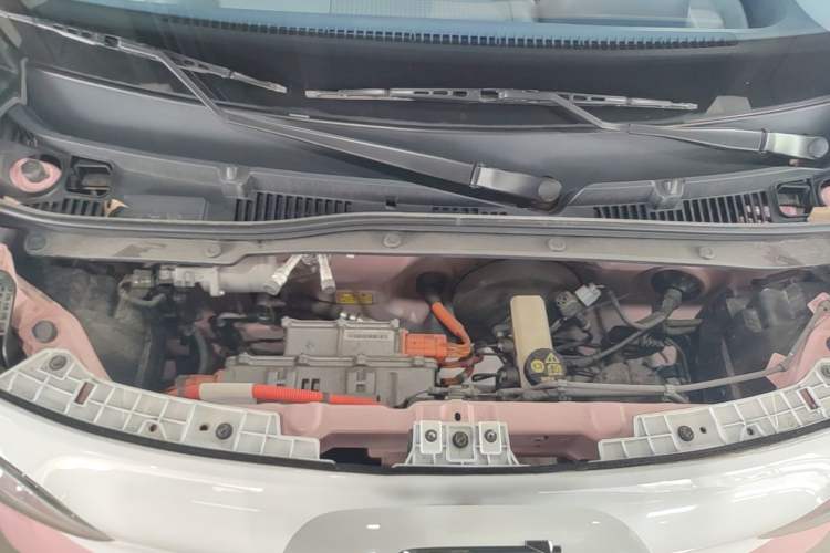 Used Bestune Pony 2025 222km Range Elegant Horse Engine Bay