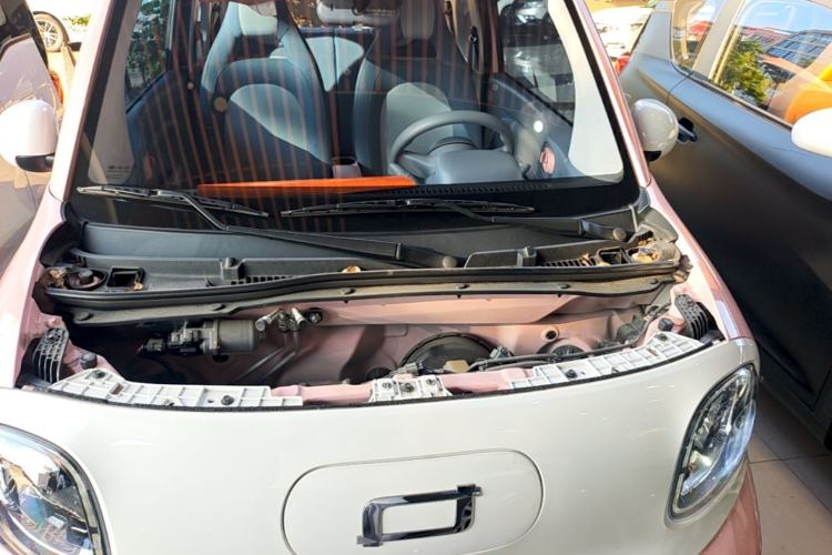 Used Bestune Pony 2025 222km Range Lingxi Horse Engine Bay