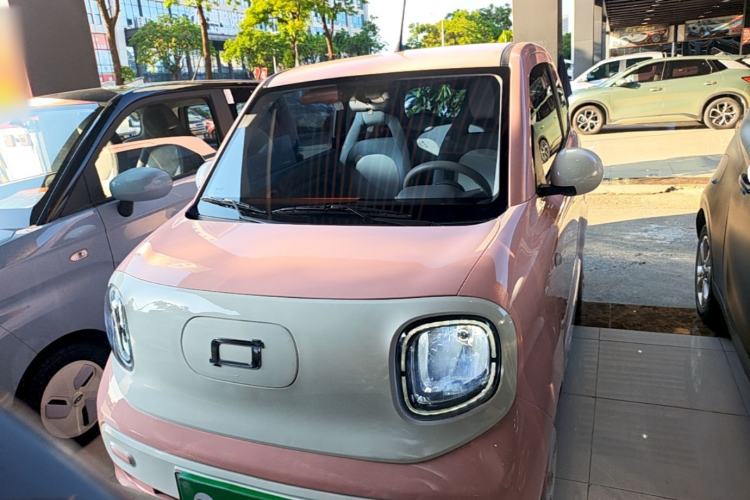 Used Bestune Pony 2025 222km Range Lingxi Horse Front