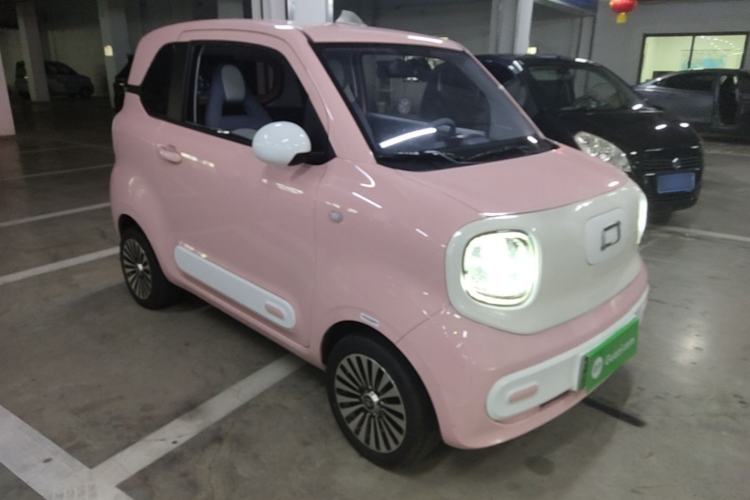 Used Bestune Pony 2025 222km Range Linglong Horse Front Right 45 Deg