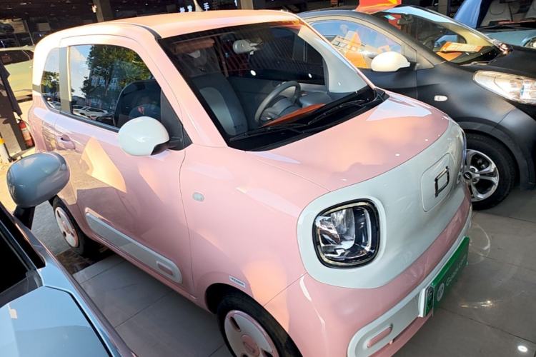 Used Bestune Pony 2025 222km Range Lingxi Horse Front Right 45 Deg