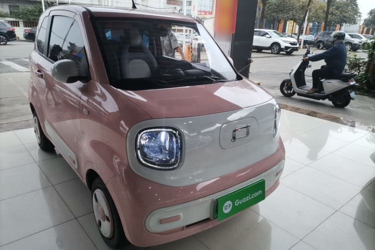 Used Bestune Pony 2025 222km Range Lingxi Horse Front Right 45 Deg