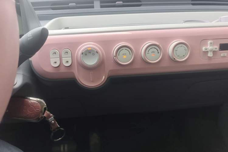 Used Bestune Pony 2025 222km Range Agile Horse Gear Lever