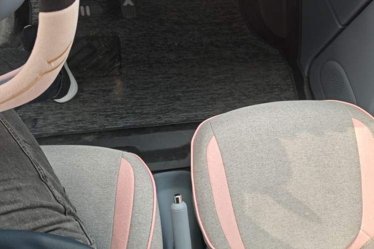Used Bestune Pony 2025 222km Clever Horse Gear Lever