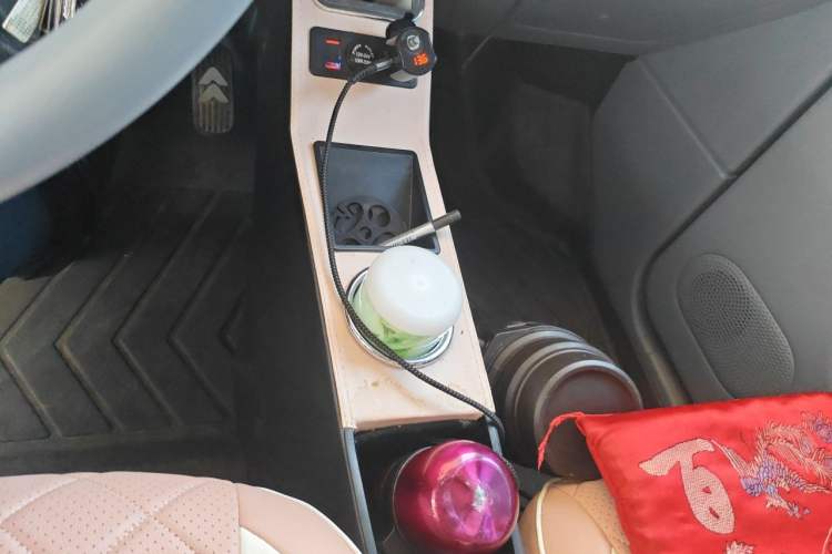 Used Bestune Pony 2025 222km Range Agile Horse Gear Lever