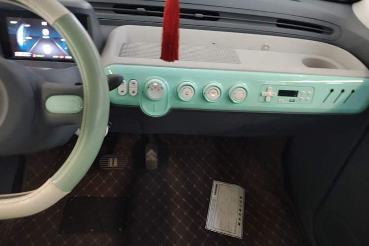 Used Bestune Pony 2025 222km Clever Horse Audio And AC Panel