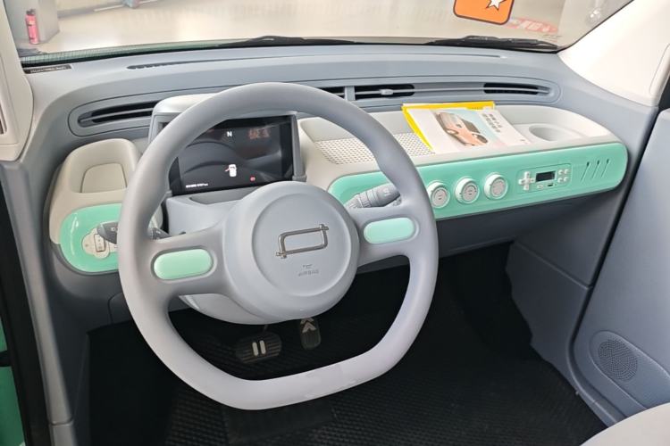 Used Bestune Pony 2025 222km Clever Horse Center Console