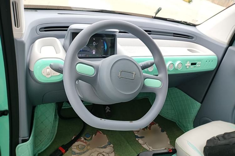 Used Bestune Pony 2025 222km Range Elegant Horse Center Console