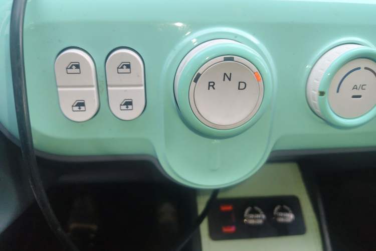 Used Bestune Pony 2025 222km Range Linglong Horse Gear Lever