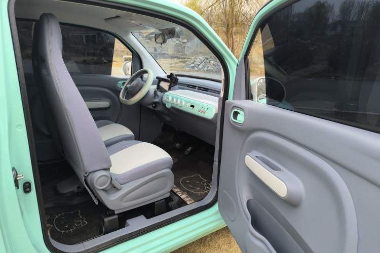 Used Bestune Pony 2025 222km Range Agile Horse Interior 3