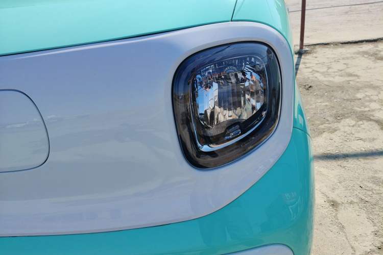 Used Bestune Pony 2025 222km Range Agile Horse Left Front Headlight