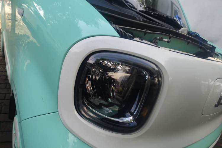 Used Bestune Pony 2025 222km Range Linglong Horse Right Front Headlight
