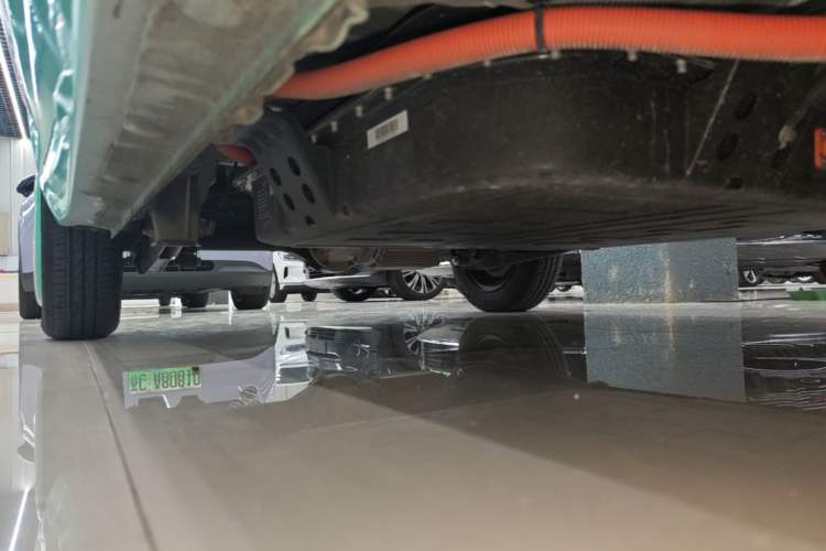 Used Bestune Pony 2025 222km Lightning Horse Right Side Sill