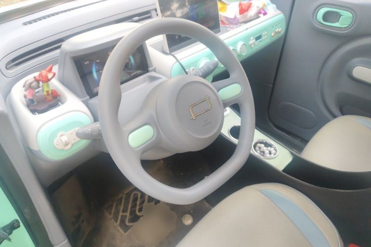 Used Bestune Pony 2025 222km Range Linglong Horse Steering Wheel