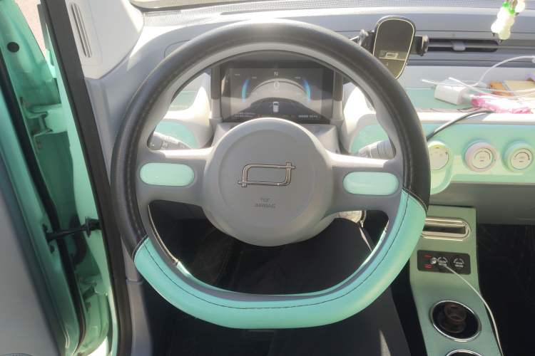 Used Bestune Pony 2025 222km Range Agile Horse Steering Wheel
