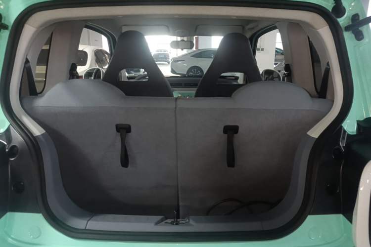 Used Bestune Pony 2025 222km Range Agile Horse Trunk