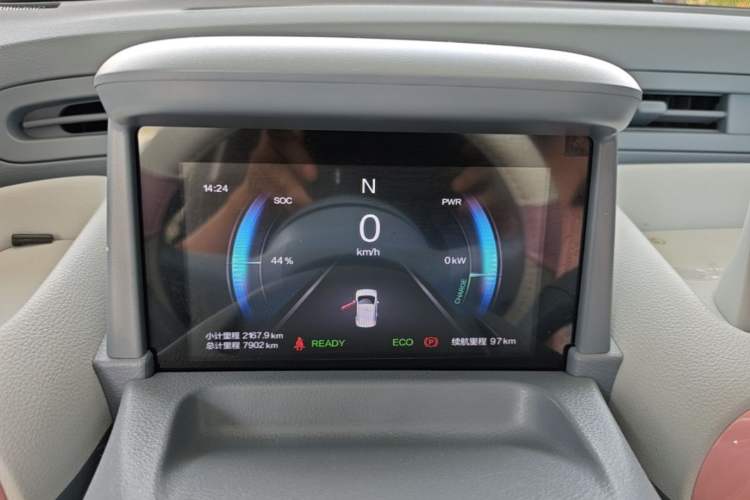 Used Bestune Pony 2025 222km Range Linglong Horse Instrument Cluster