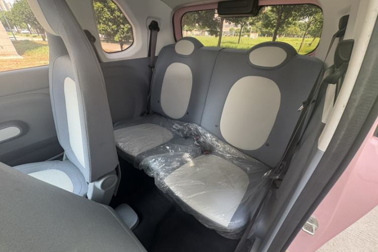 Used Bestune Pony 2025 222km Lightning Horse Interior 7