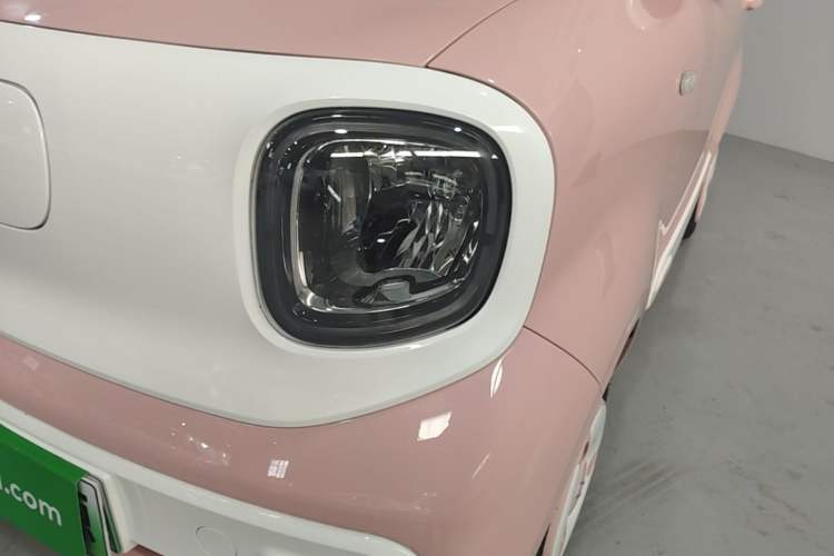 Used Bestune Pony 2025 222km Range Agile Horse Left Front Headlight