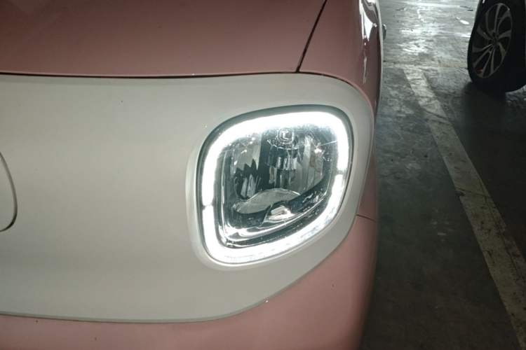 Used Bestune Pony 2025 222km Range Agile Horse Left Front Headlight