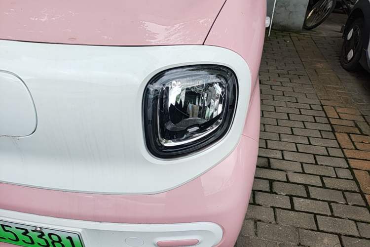 Used Bestune Pony 2025 222km Range Agile Horse Left Front Headlight
