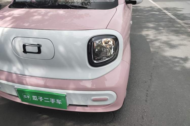Used Bestune Pony 2025 222km Range Agile Horse Left Front Headlight