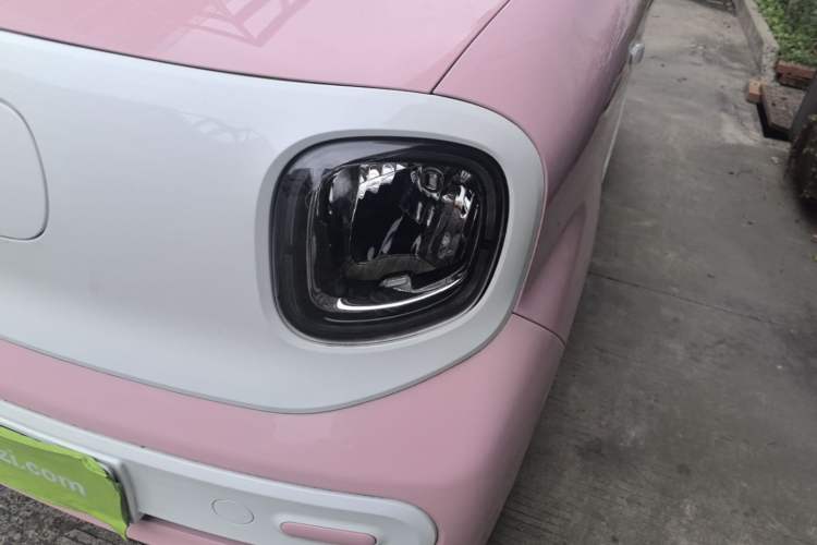 Used Bestune Pony 2025 222km Range Agile Horse Left Front Headlight