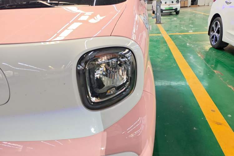 Used Bestune Pony 2025 222km Range Agile Horse Left Front Headlight