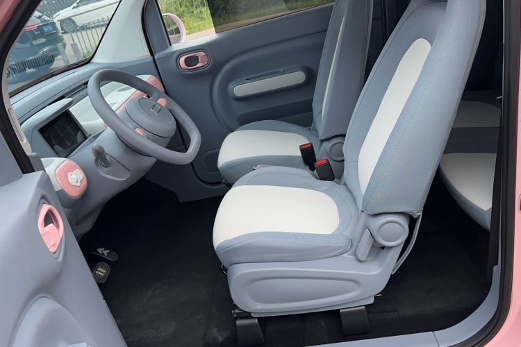 Used Bestune Pony 2025 222km Range Elegant Horse Left Front Seat
