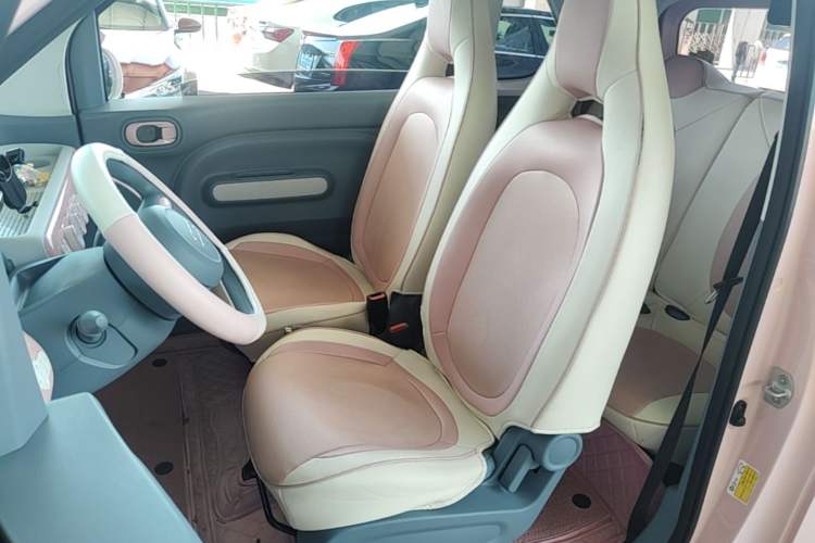 Used Bestune Pony 2025 222km Range Agile Horse Left Front Seat