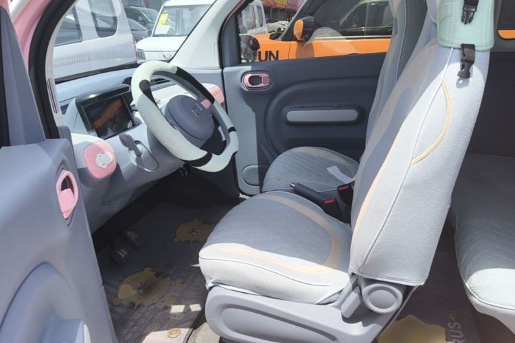 Used Bestune Pony 2025 222km Lightning Horse Left Front Seat
