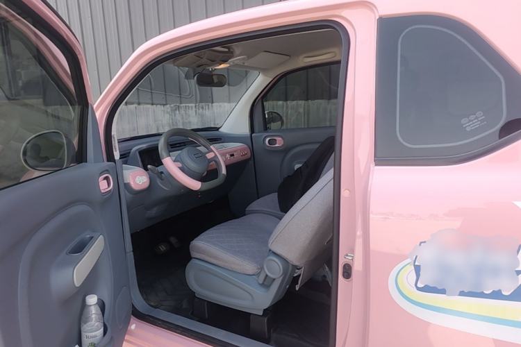 Used Bestune Pony 2025 222km Range Agile Horse Left Front Seat