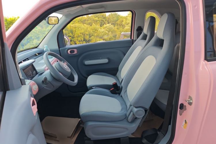 Used Bestune Pony 2025 222km Clever Horse Left Front Seat