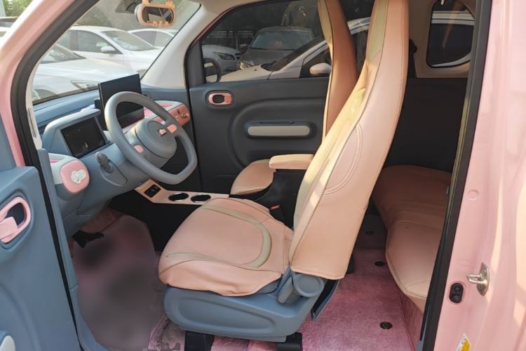 Used Bestune Pony 2025 222km Lightning Horse Left Front Seat
