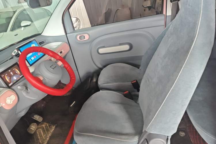 Used Bestune Pony 2025 222km Clever Horse Left Front Seat