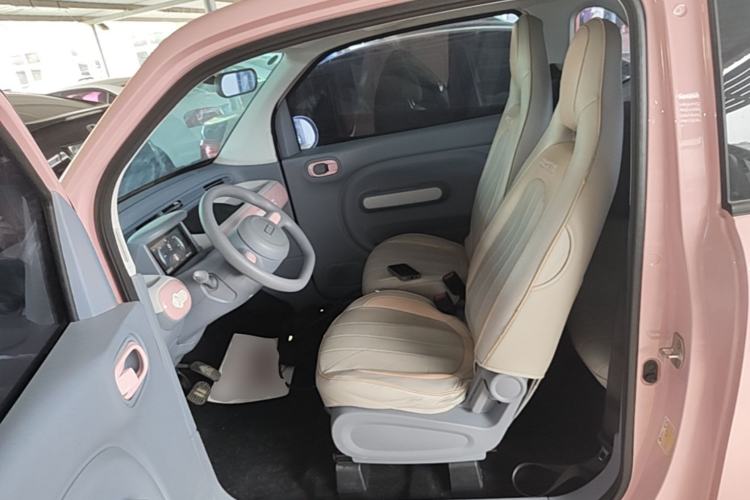 Used Bestune Pony 2025 222km Range Agile Horse Left Front Seat