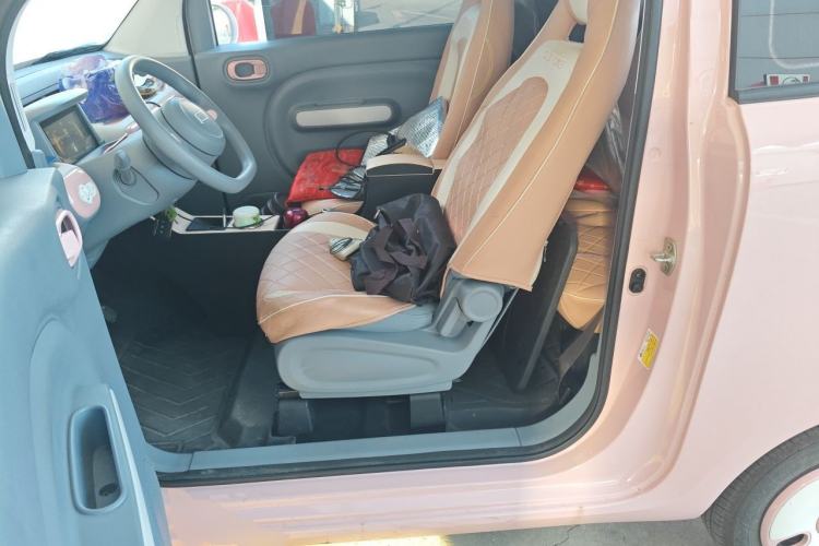 Used Bestune Pony 2025 222km Range Agile Horse Left Front Seat