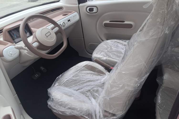 Used Bestune Pony 2025 222km Range Agile Horse Left Front Seat