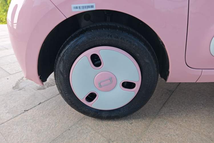 Used Bestune Pony 2025 222km Clever Horse Left Front Wheel Hub