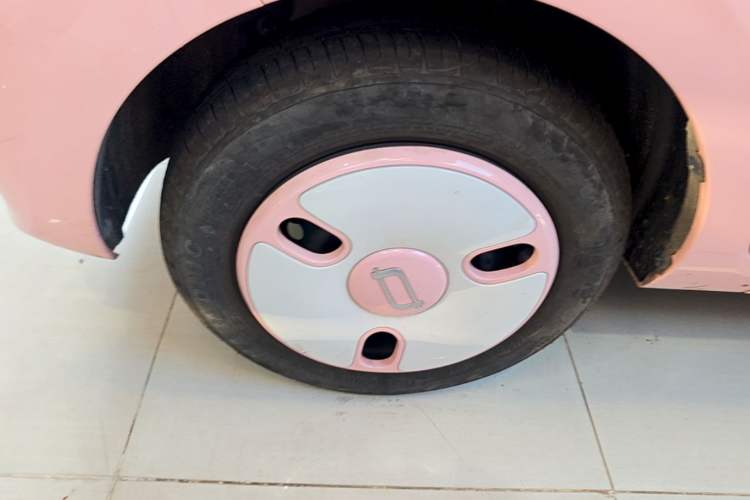 Used Bestune Pony 2025 222km Range Lingxi Horse Left Front Wheel Hub