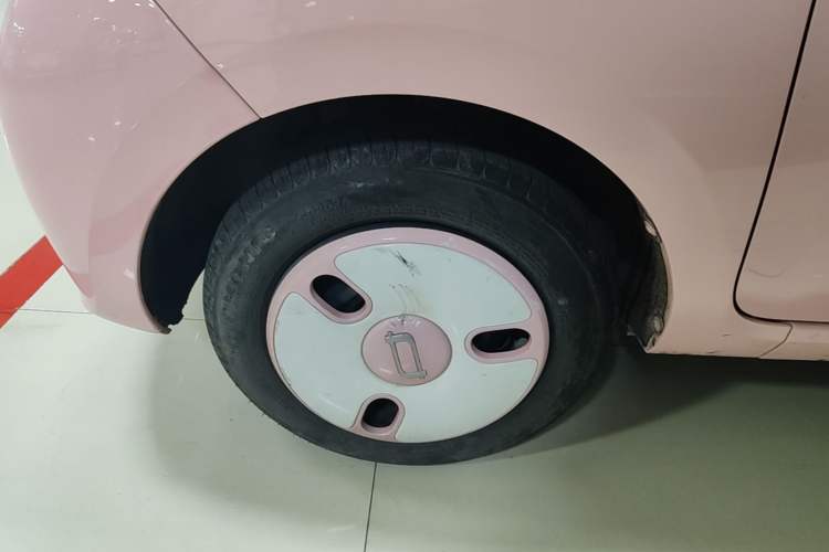 Used Bestune Pony 2025 222km Range Agile Horse Left Front Wheel Hub