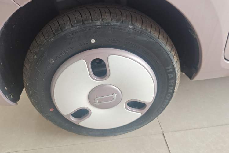 Used Bestune Pony 2025 222km Range Agile Horse Left Front Wheel Hub
