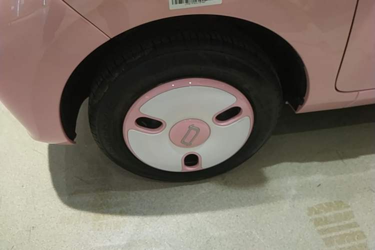 Used Bestune Pony 2025 222km Clever Horse Left Front Wheel Hub