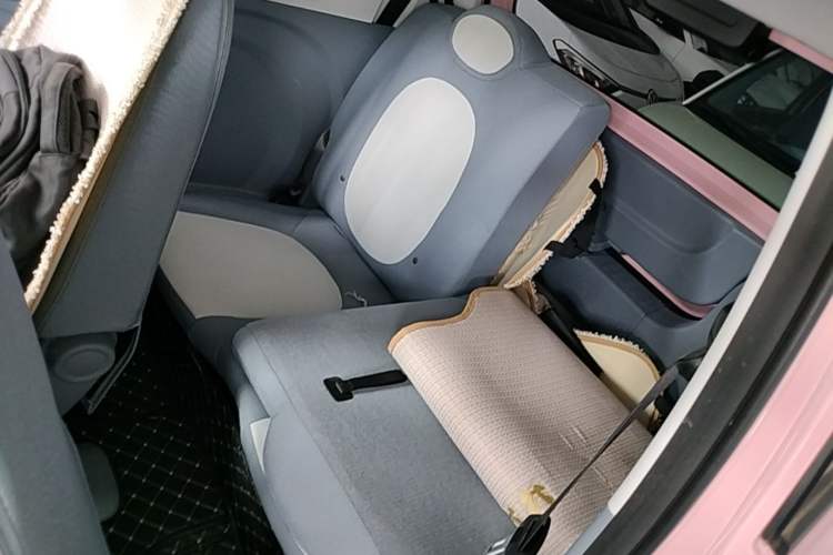 Used Bestune Pony 2025 222km Range Elegant Horse Left Rear Seat