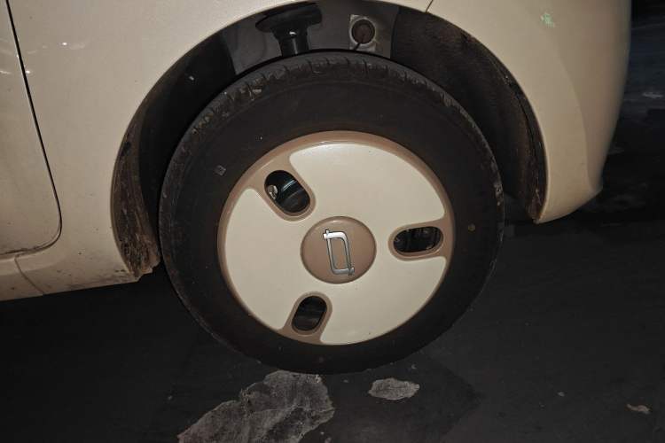Used Bestune Pony 2025 222km Clever Horse Right Front Wheel Hub