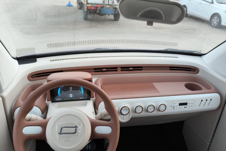 Used Bestune Pony 2025 222km Range Agile Horse Center Console